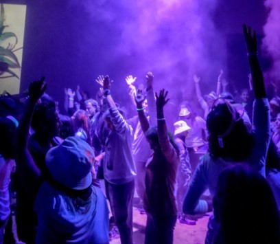 Festival Holístico Rave, libre de celulares e inmerso en colores | Espectáculos