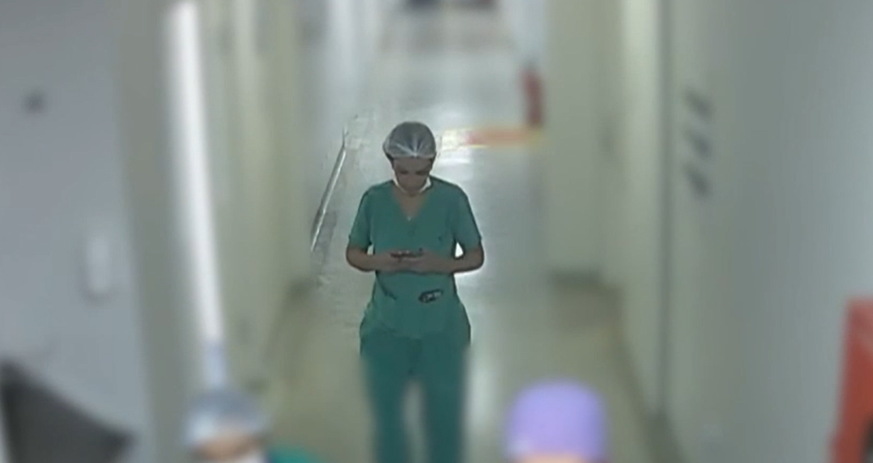 Médica entró al hospital donde internaron a su amante apuñalado y le borró mensajes del celular | Internacionales