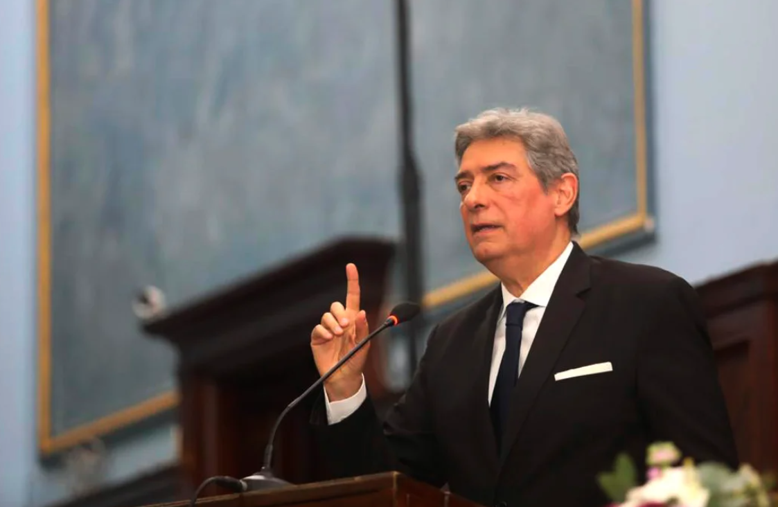 Condenaron a 4 años de cárcel al hombre que intentó robar la camioneta del presidente de la Corte Suprema | Actualidad