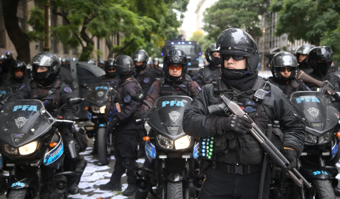 Crearon un sistema de protección para policías que denuncien delitos cometidos dentro de las fuerzas federales | Actualidad
