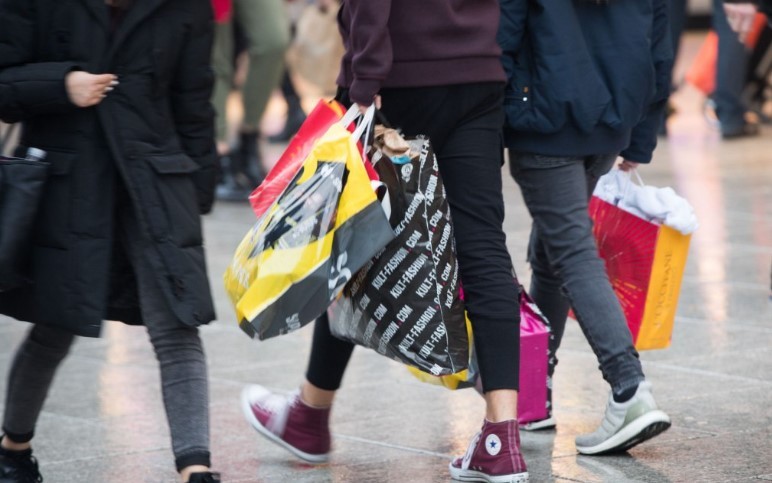 Impulsado por la baja inflación, el consumo creció 4% y acumula seis meses de suba | Economía