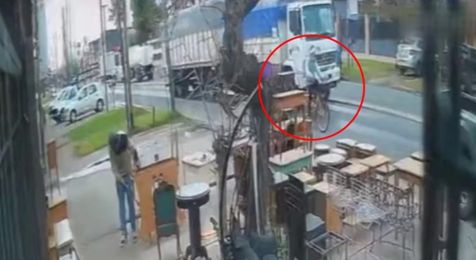 Detuvieron al camionero que atropelló y mató a un ciclista en La Plata | Actualidad