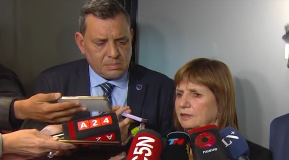 Bullrich recibió a Bondarenko y pidió que se reincorpore a los policías bonaerenses desplazados | Política