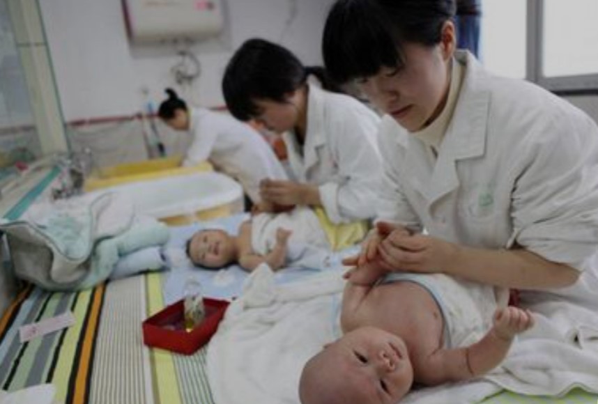 China dará subsidios familiares para impulsar la natalidad | Internacionales