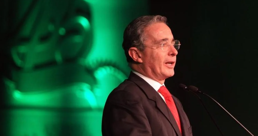 Colombia: Condenaron a Uribe a 12 años de prisión domiciliaria por fraude y soborno | Internacionales