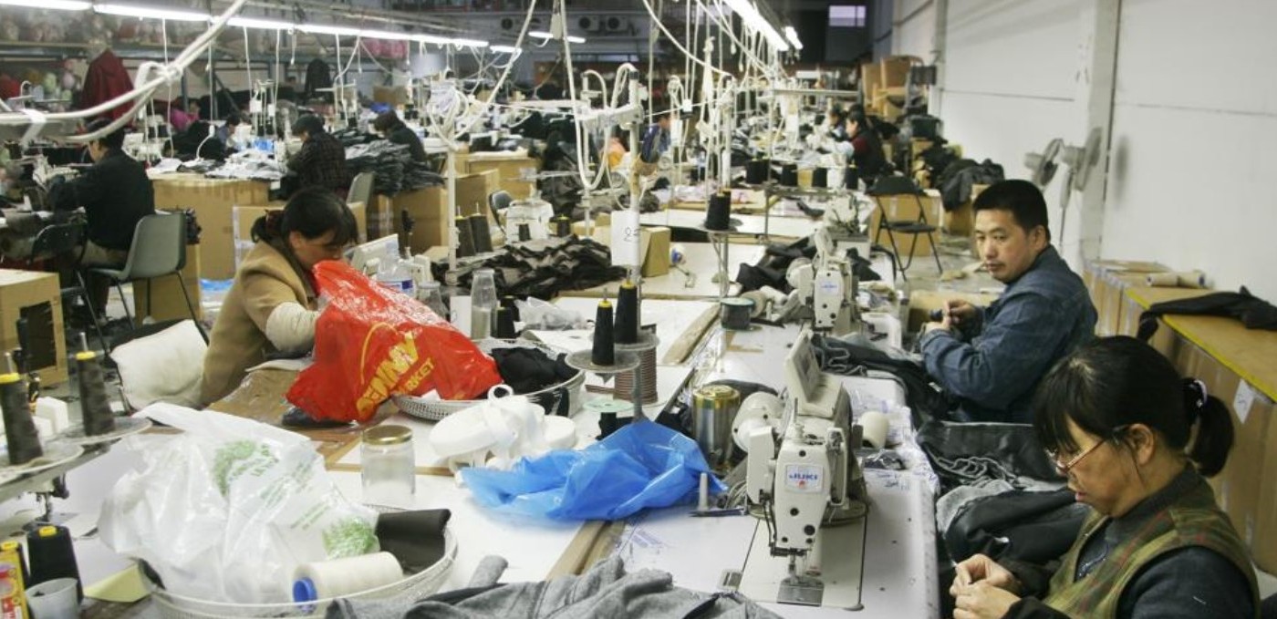 La mafia china se disputa el corazón de la "fast fashion" de Italia | Internacionales