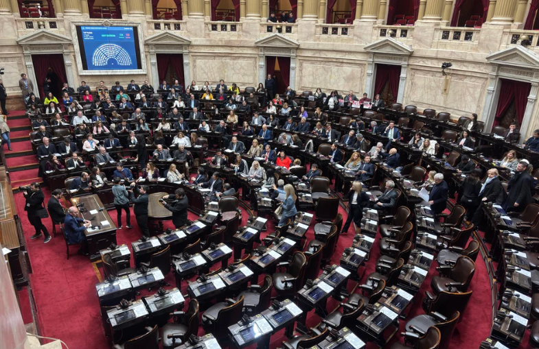 Diputados: la oposición logró quórum para tratar el aumento a universidades y al Garrahan | Política