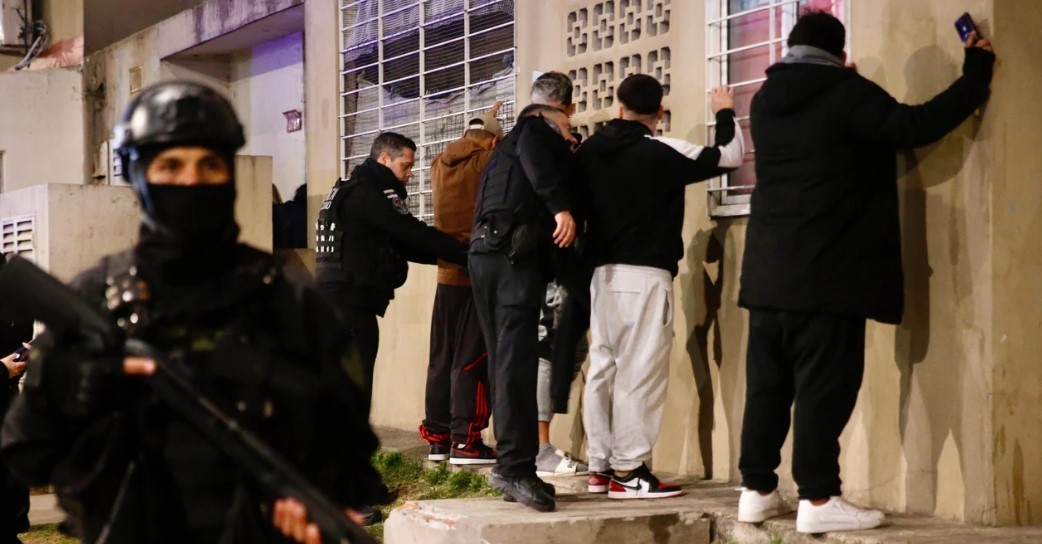 Hallazgo sorprendió a la policía en el megaoperativo contra los herederos de “Dumbo”: tenían dos granadas | Actualidad