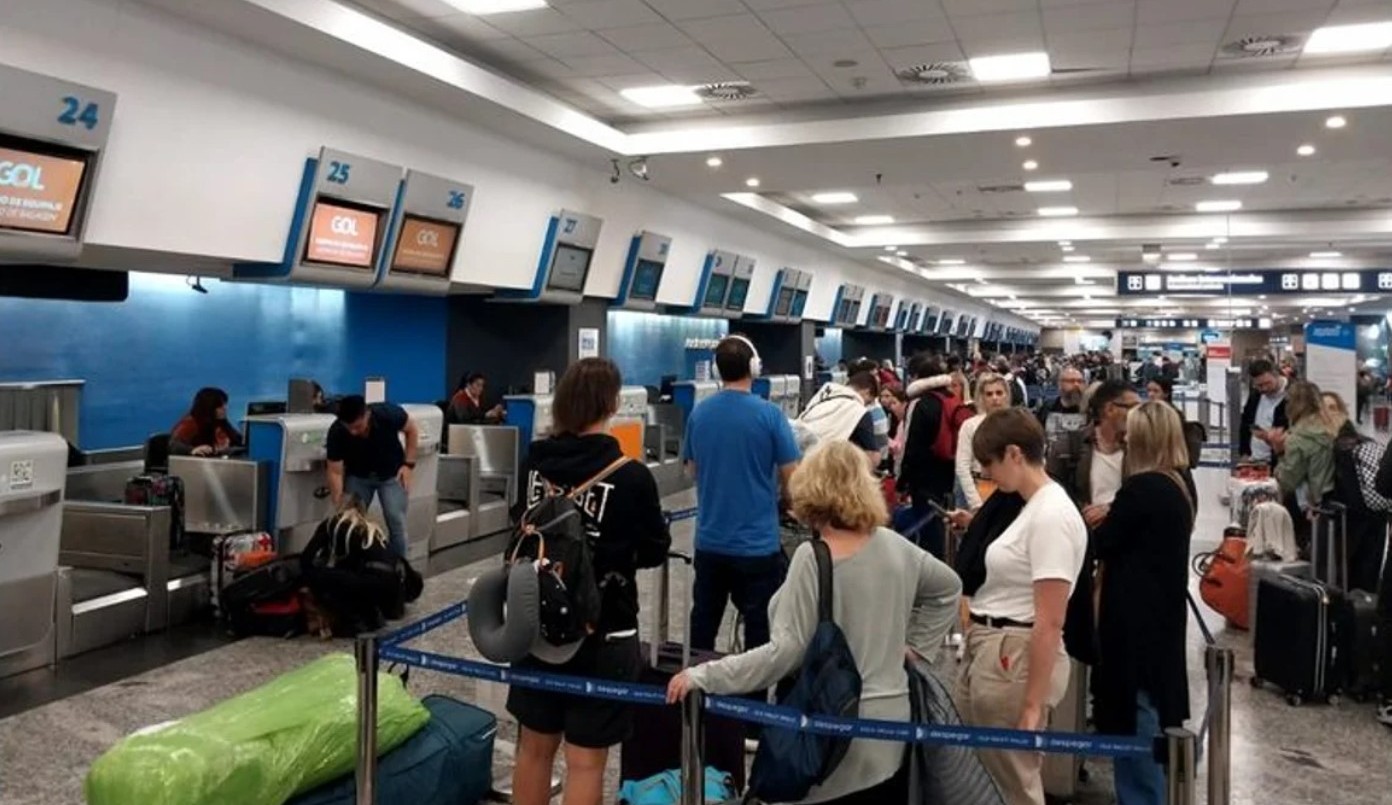 Paro de Controladores: Aerolíneas Argentinas denunció a ATEPSA por impedirle despegar a 9 vuelos | Actualidad