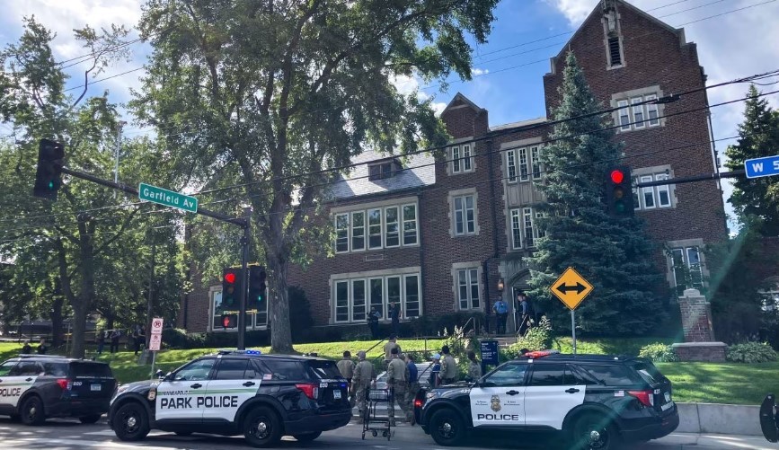 Dos niños muertos y 17 heridos tras un tiroteo en una escuela de Minneapolis | Internacionales