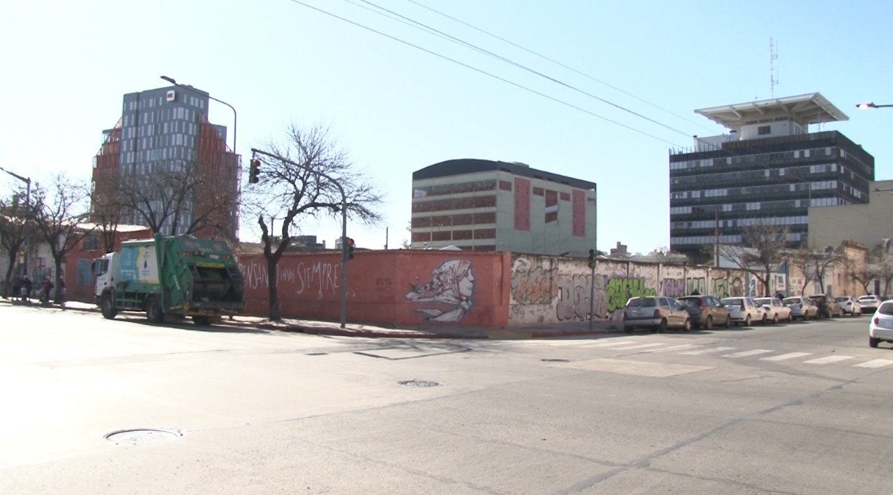 Córdoba será la primera ciudad en subastar bienes estatales bajo el plan de Milei | Política