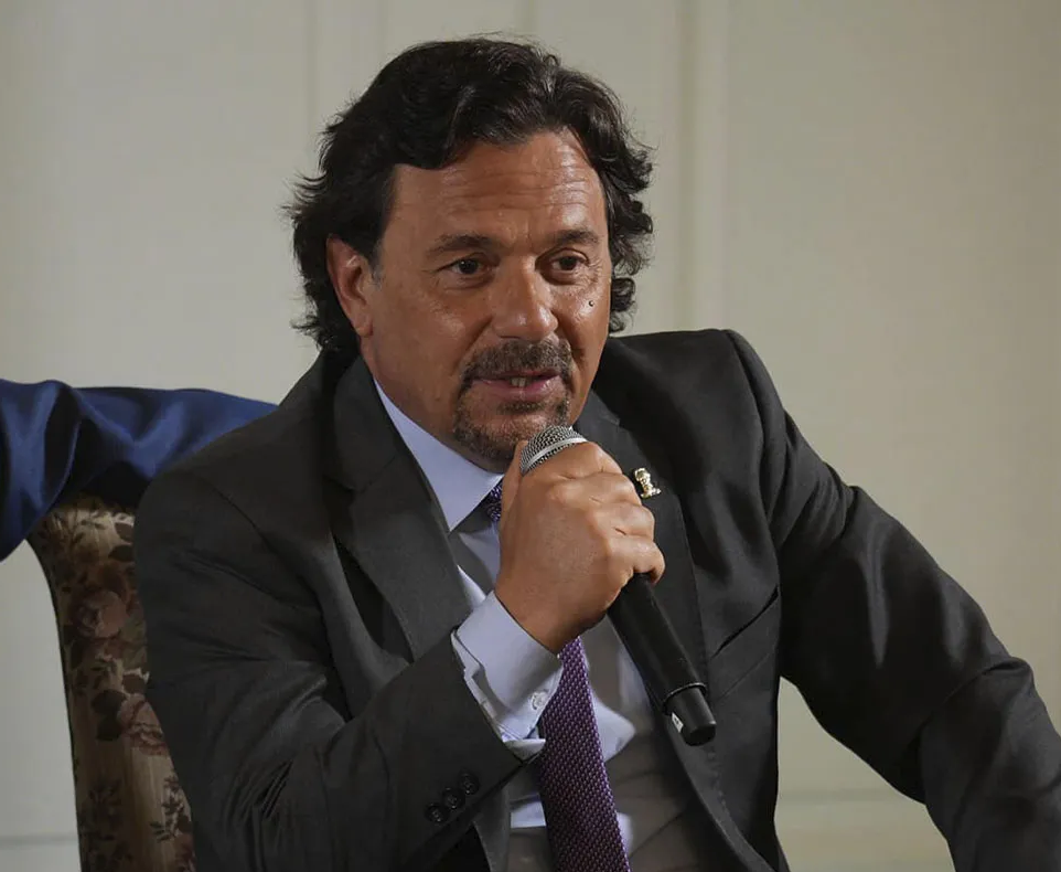 Salta: Gustavo Sáenz pidió suspender planes a extranjeros y destinarlos a jubilados y discapacitados | Política