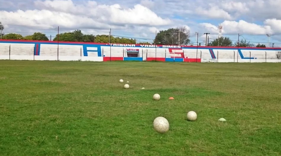 Conmoción en Córdoba: un adolescente de 13 años falleció mientras practicaba fútbol | Deportes