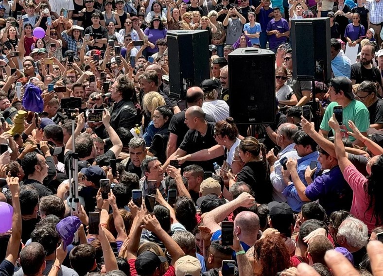 Milei arengó a la militancia en Chaco y alertó sobre volver “al modelo del pasado” | Política