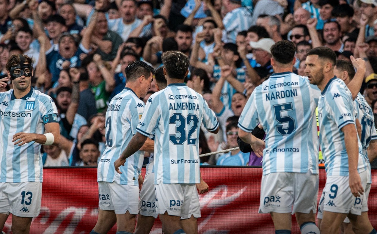 Racing le ganó 3-2 a River con un gol agónico y se clasificó a los cuartos de final del Clausura | Deportes