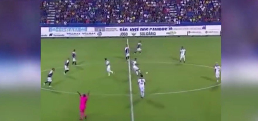 Futbolista mató al referí porque lo expulsó | Deportes