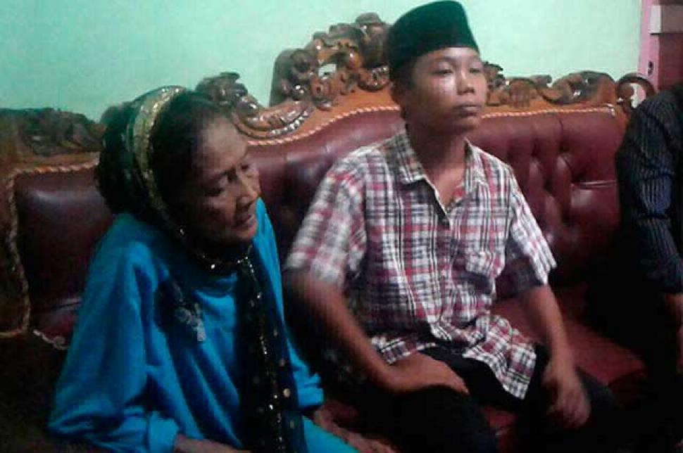 Un chico de 15 años logró casarse con su novia de 73 tras amenazar con quitarse la vida | Curiosidades