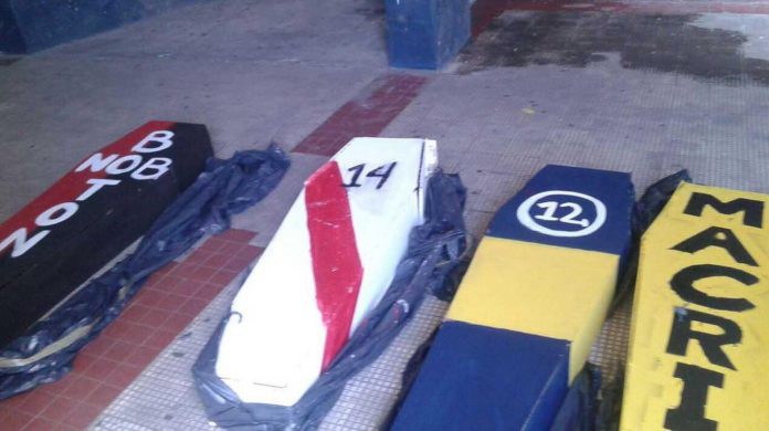 Hallaron ataúdes para Boca, River, Newell`s y Macri en la cancha de Central | Deportes
