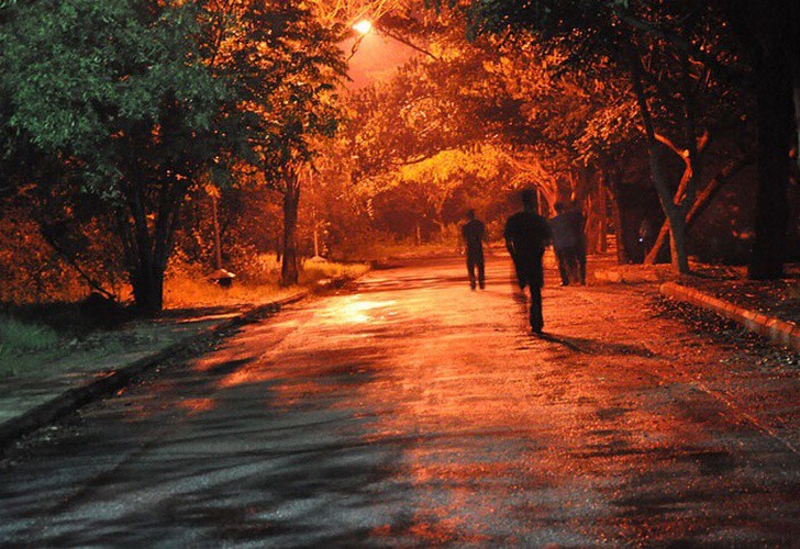 Les cortaron la luz y recibieron un alerta oficial "por zombis" | Curiosidades