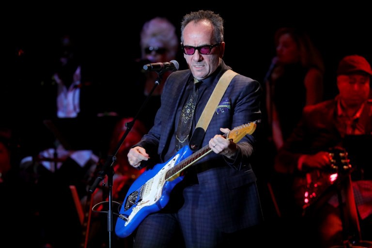 Elvis Costello suspendió su gira por un "cáncer agresivo" | Espectáculos