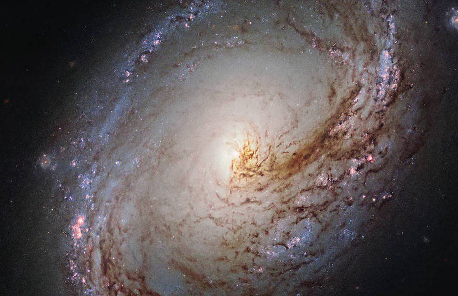 La NASA observa el "corazón" de una galaxia espiral | Internacionales