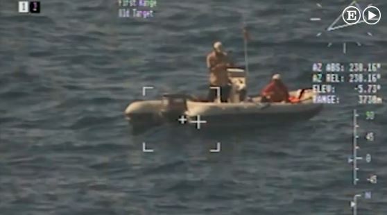 Dos narcos se ponen a pescar para disimular | Internacionales