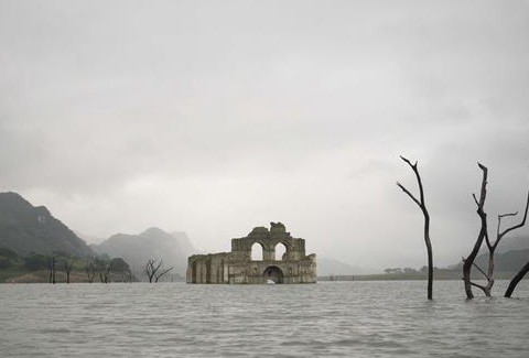 México: por la sequía, una iglesia sumergida del siglo XVI quedó al descubierto | Internacionales