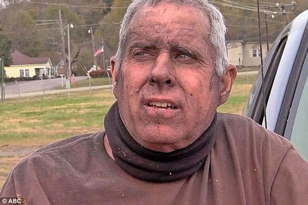 Un obrero | Internacionales