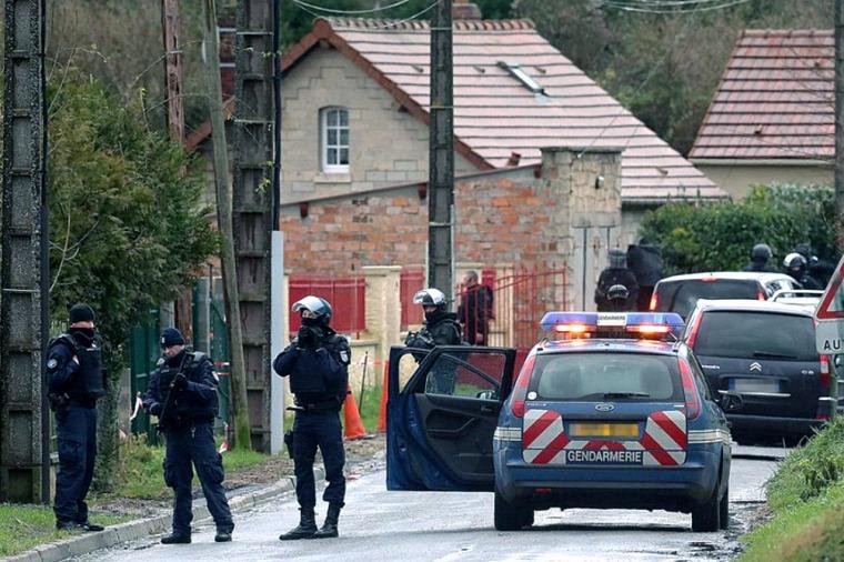 Confirman la detención de un francés que planeaba varios atentados en la Eurocopa | Internacionales