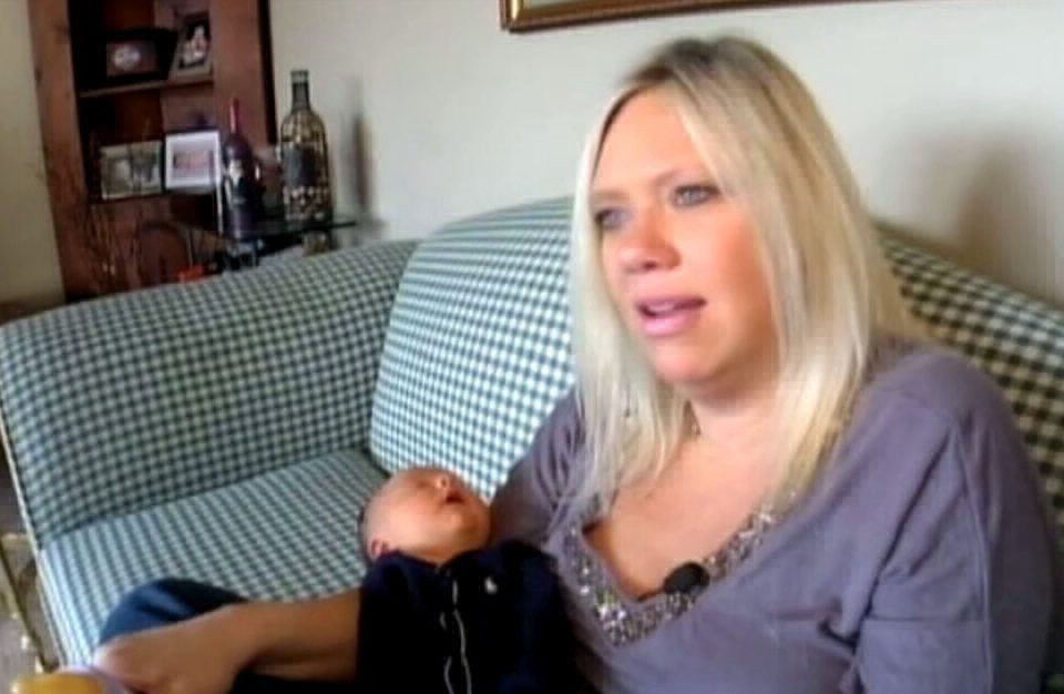 Demandó al hospital porque otra mujer amamantó a su bebé | Internacionales