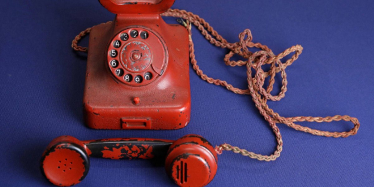 El teléfono personal de Hitler fue vendido por 243.000 dólares | Internacionales