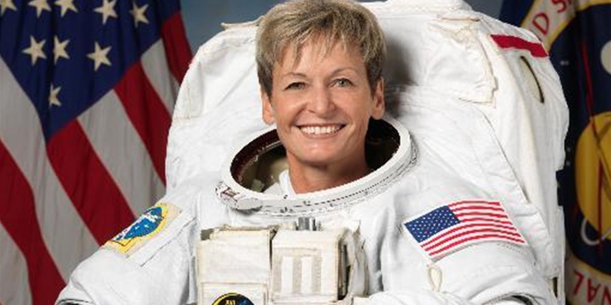 Una estadounidense se convirtió en la astronauta con más paseos espaciales | Internacionales