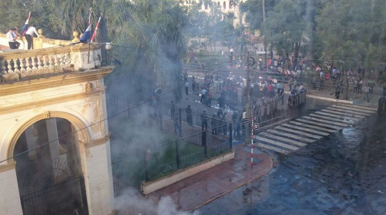 Paraguay: Disturbios por la decisión del Senado de aprobar la reelección presidencial | Internacionales