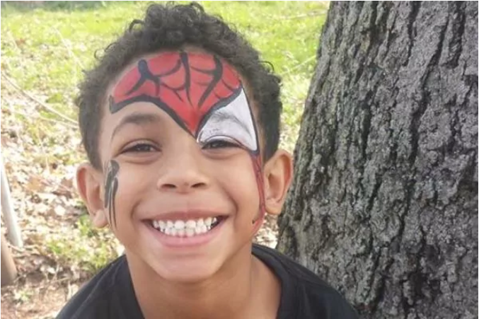 Video escalofriante: un nene de 8 años recibió una golpiza y se quitó la vida dos días después | Internacionales