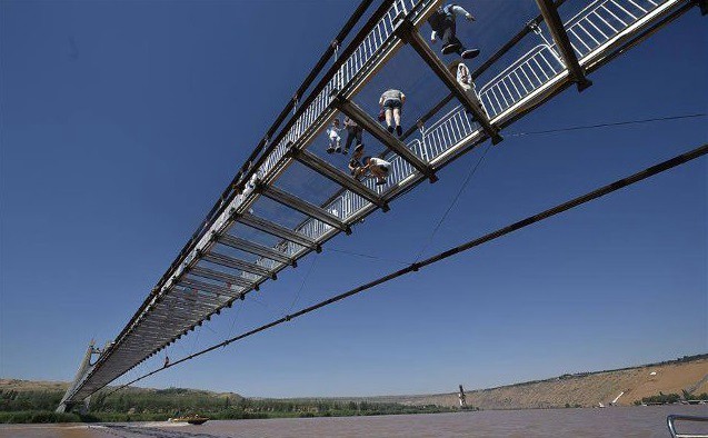 Video y fotos: el nuevo puente con piso de cristal en China | Internacionales