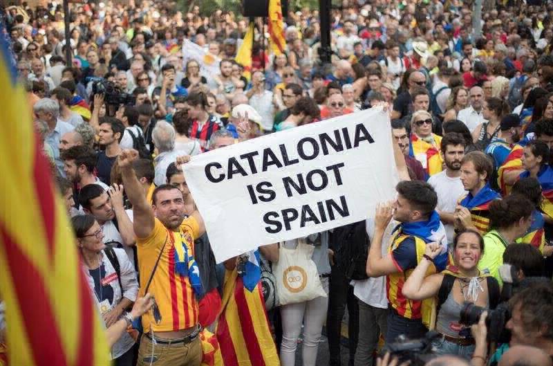 Estados Unidos, Alemania, Reino Unido y Francia no reconocen la independencia catalana | Internacionales