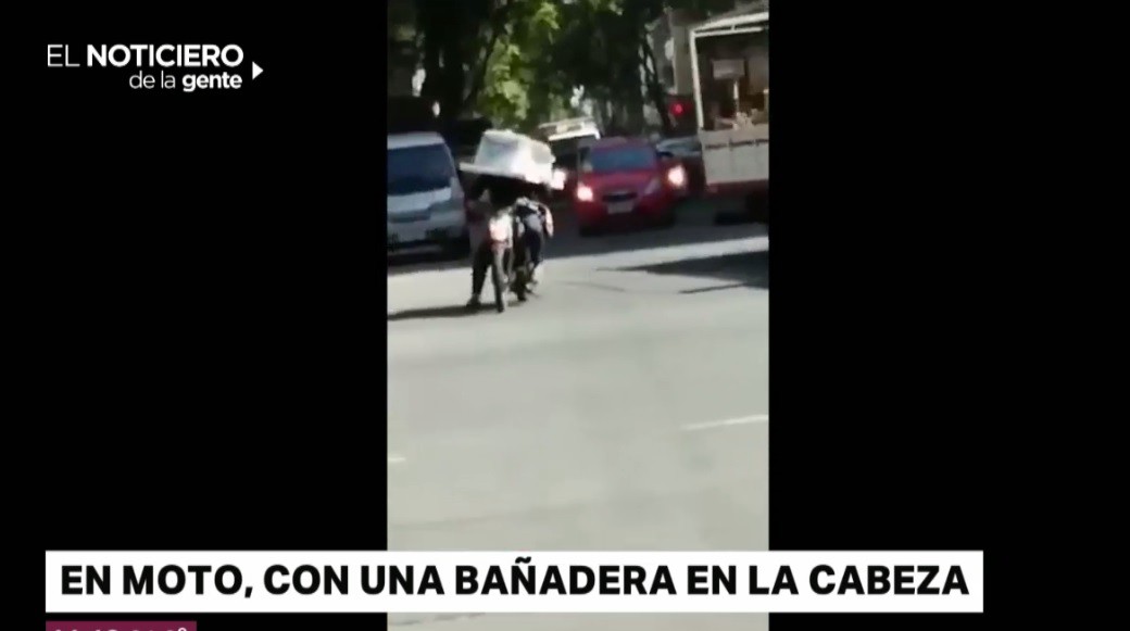 Murió electrocutada cuando intentaba sacarse una "selfie" en la bañera | Internacionales