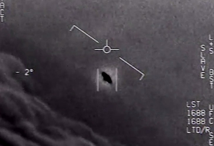 Ex jefe del Pentágono admitió que "hay suficiente evidencias de la visita de extraterrestres a la Tierra" | Internacionales