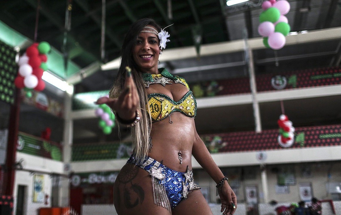 Debuta la primera "passista" trans en el carnaval de Río: "Estoy acá para luchar por toda la clase LGTB" | Internacionales