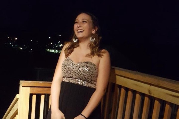 Una joven de 17 años murió accidentalmente en la bañadera mientras se duchaba | Internacionales