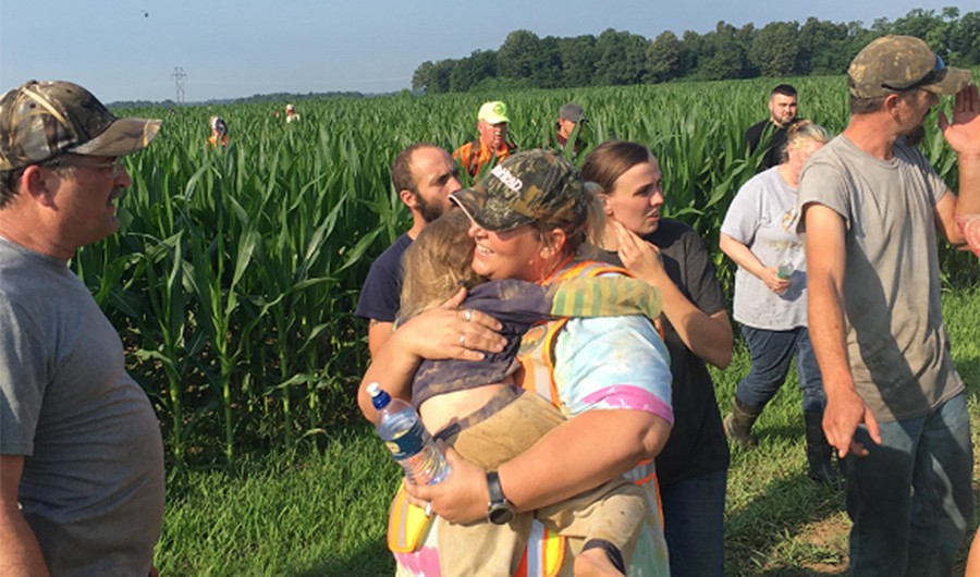 Una nena de tres años se perdió en un maizal y sobrevivió gracias a su perro | Internacionales