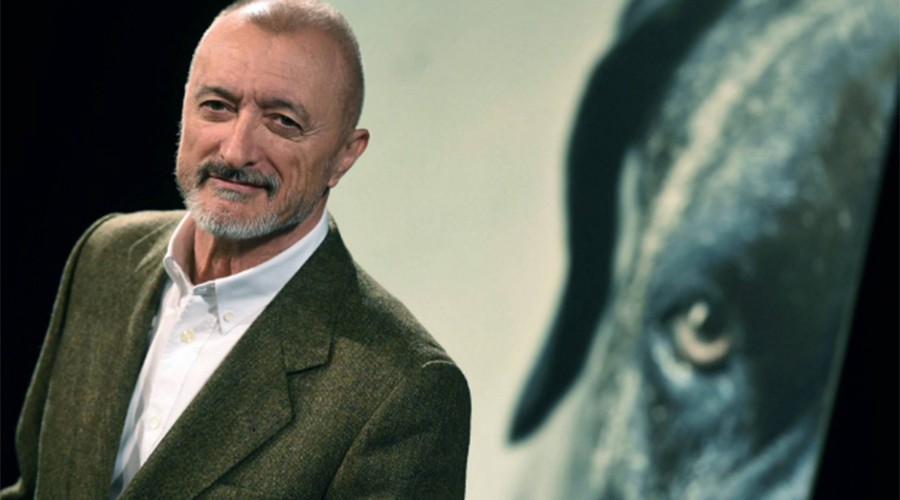 Arturo Pérez-Reverte dejará la RAE si la Constitución española usa lenguaje inclusivo | Internacionales