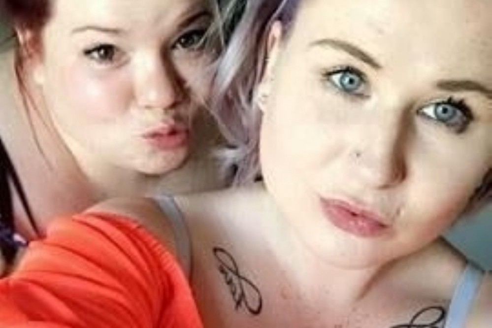 Tras un juego sexual, una mujer le dio 17 puñaladas a una amiga | Internacionales