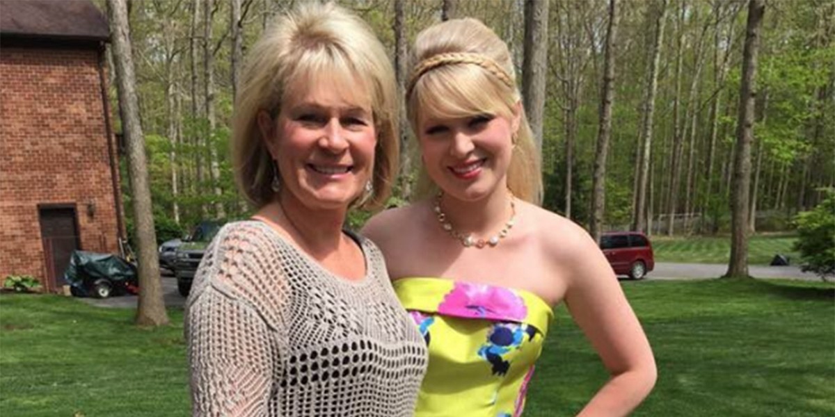 Se sacó una selfie, se la mandó a la hija y se llevó una sorpresa | Redes