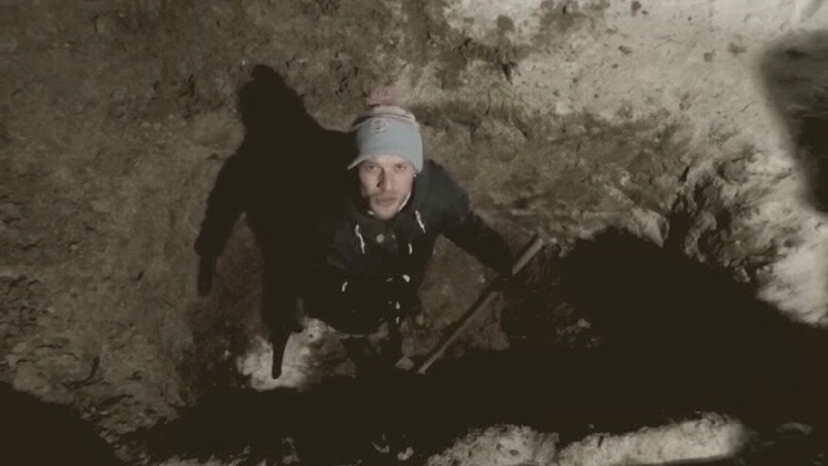 El joven ruso que se enterrará vivo en un ataúd y lo transmitirá por Internet | Redes