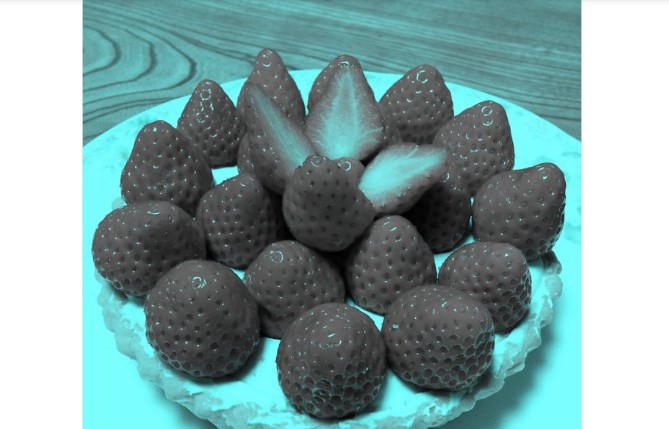 Ilusión óptica viral: ¿de qué color ves estas frutillas? | Redes