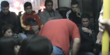 Ladrón escrachado en el colectivo: "¡No te quería robar!", se defiende | Redes