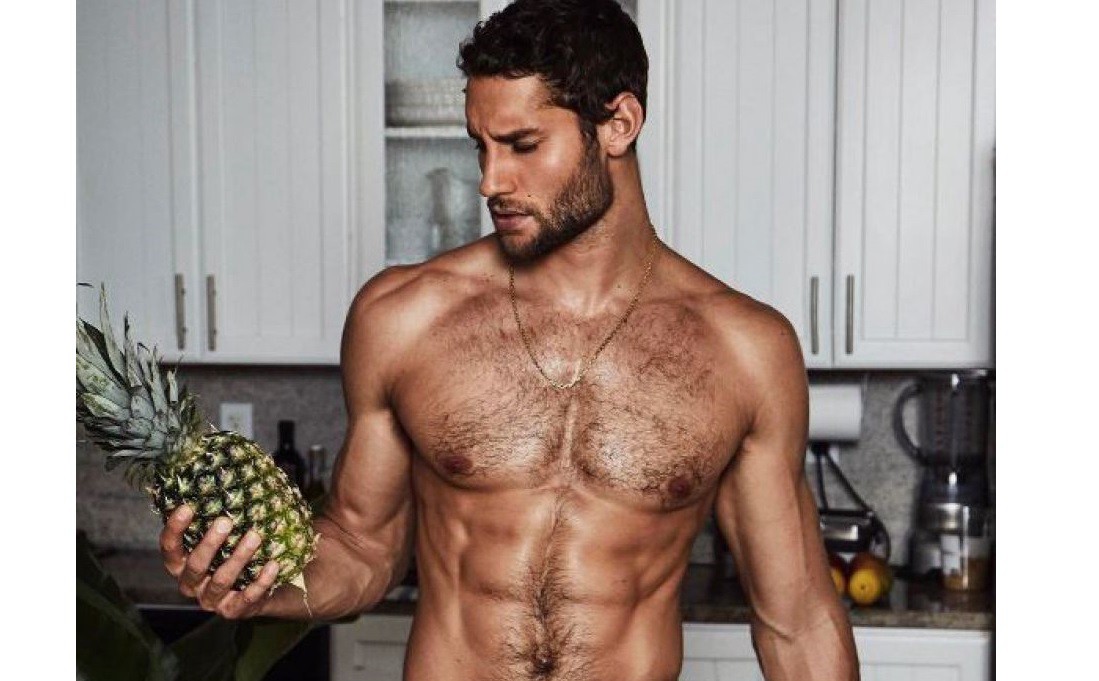 El chef más guapo del mundo es peruano, cocina desnudo y la rompe en redes sociales | Redes