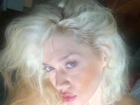 Militta Bora muy hot: foto desnuda y a cara lavada en la cama | Redes