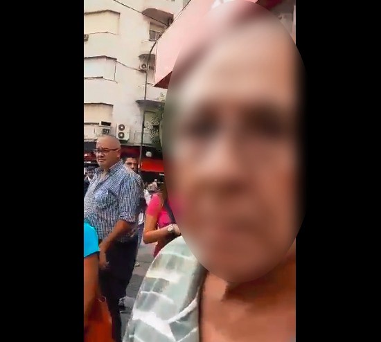 Video: escracharon a un hombre que se masturbaba adelante de mujeres en plena calle de Belgrano | Redes